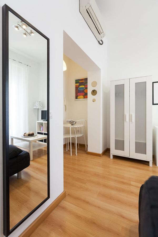 Peral Home Cozy Apartment Sevilla Eksteriør bilde